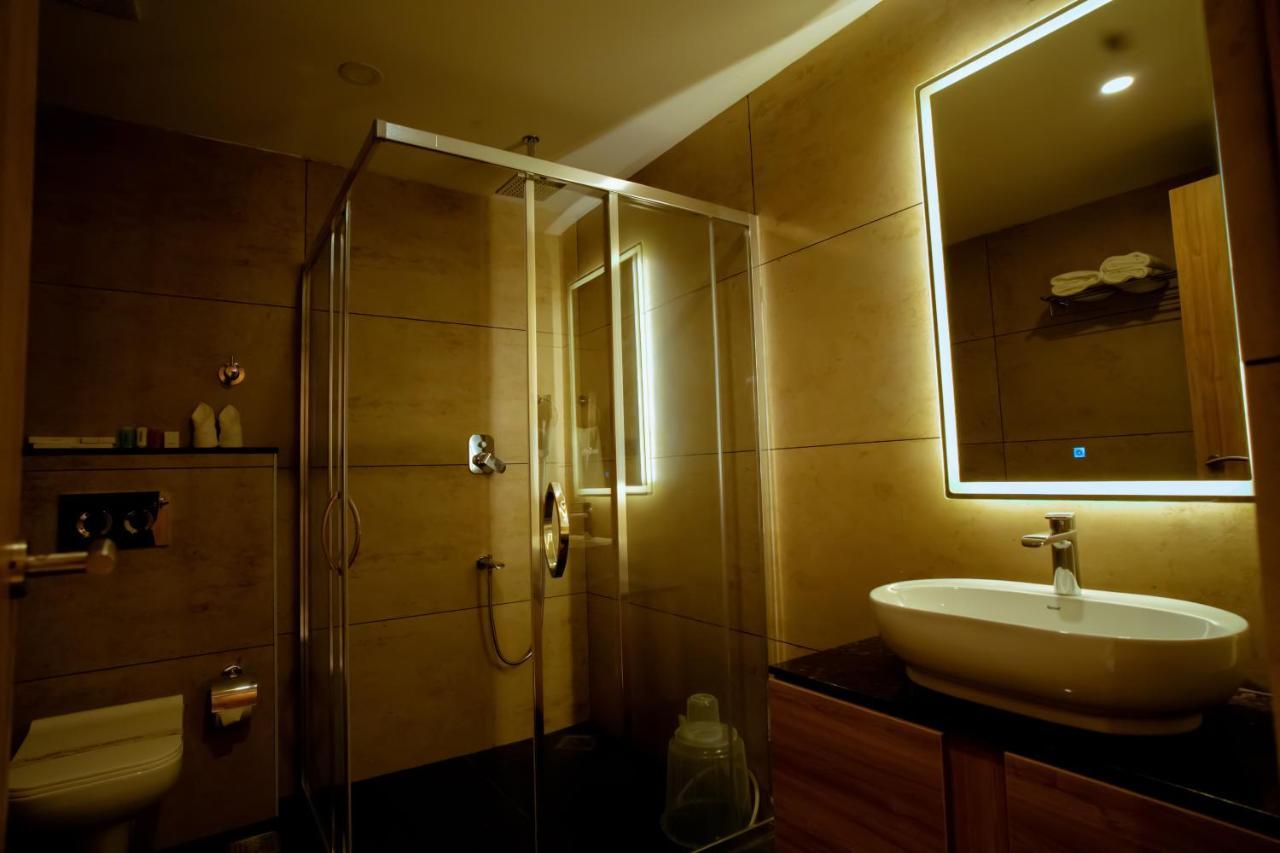 فندق Beeza Clubhouse كوتايم المظهر الخارجي الصورة