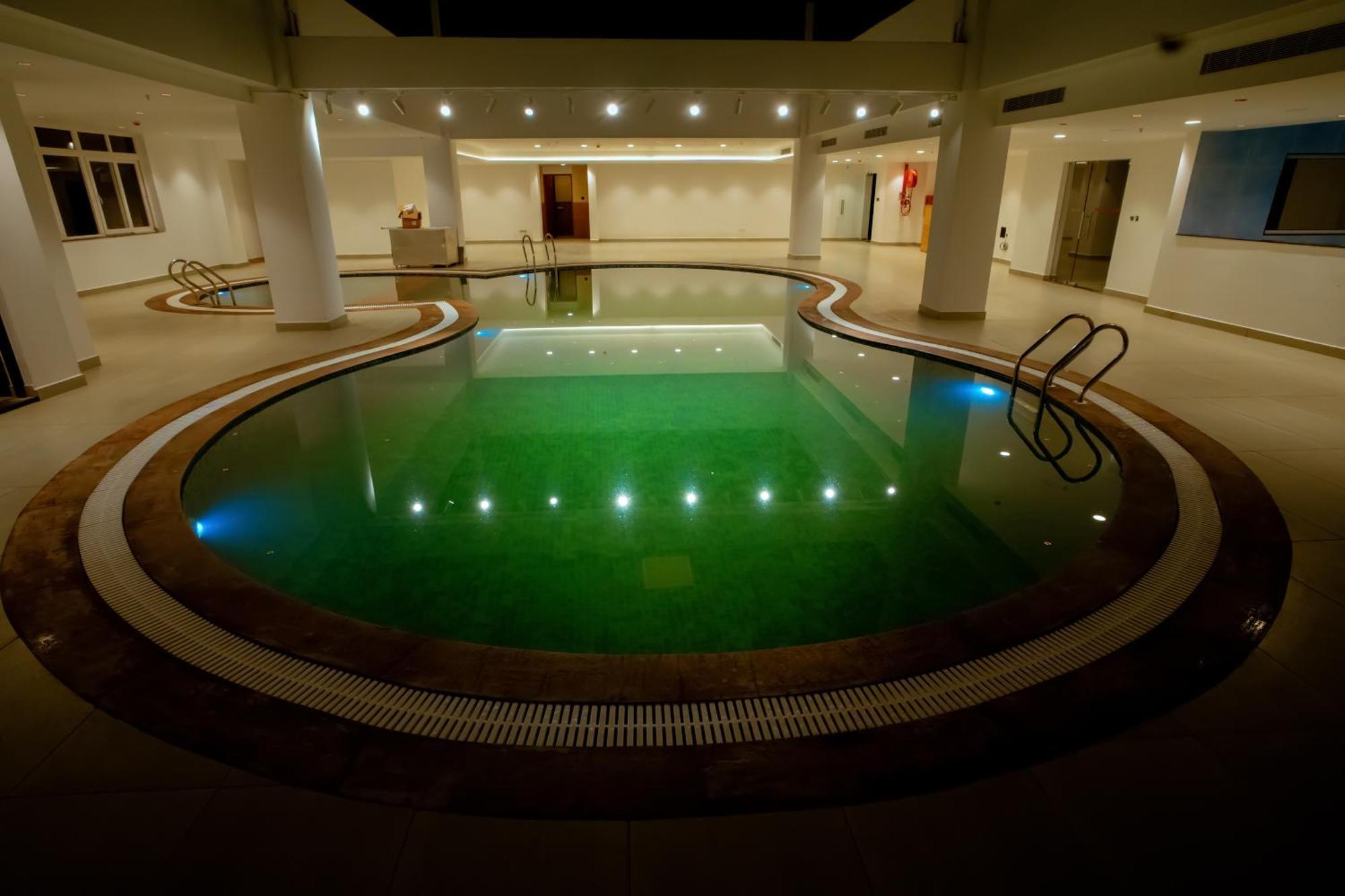 فندق Beeza Clubhouse كوتايم المظهر الخارجي الصورة